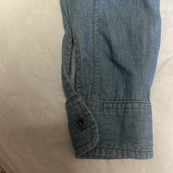 NWOT Ladies Light Weight Blue Chambry Workshirt - Picture 10 of 10